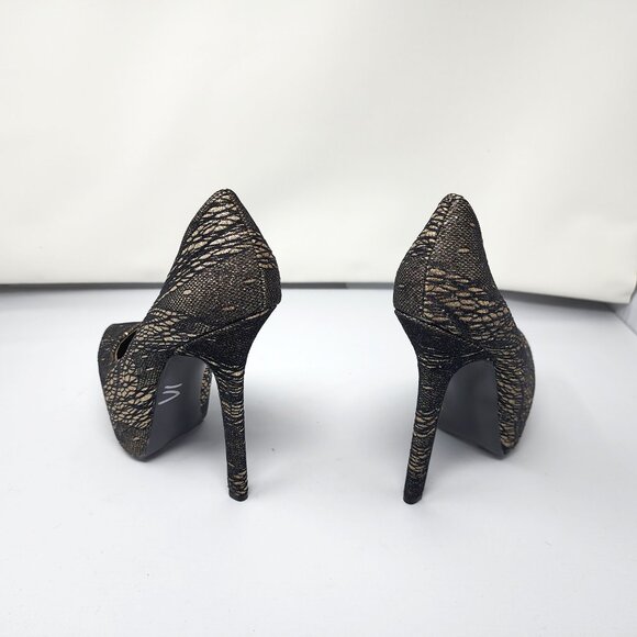 Beautiful pair of black and gold Steve Madden sparkle platform pumps - Picture 4 of 5